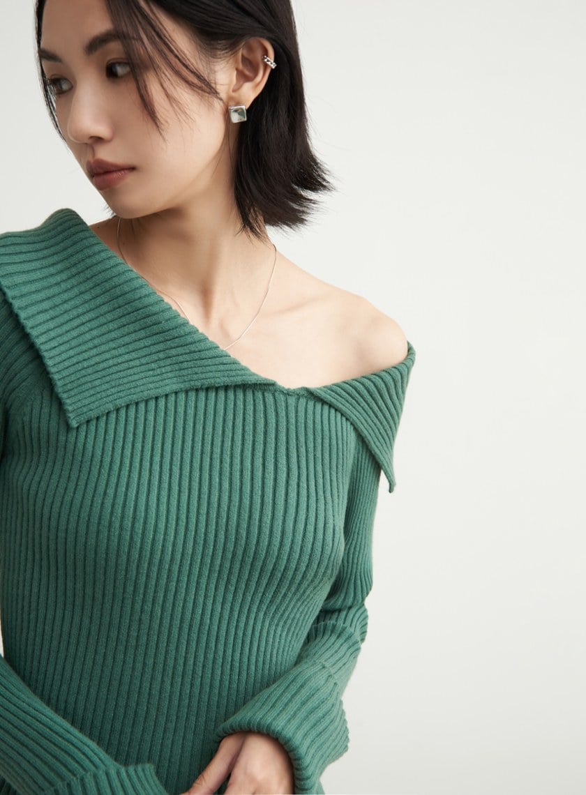 大翻領露肩針織上衣